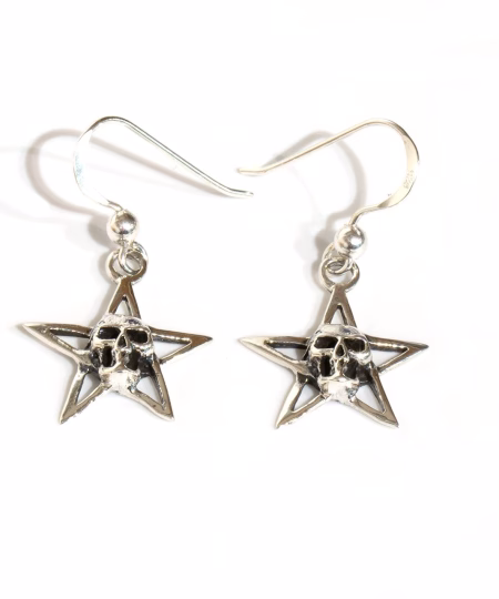 Pääkallo korvakorut