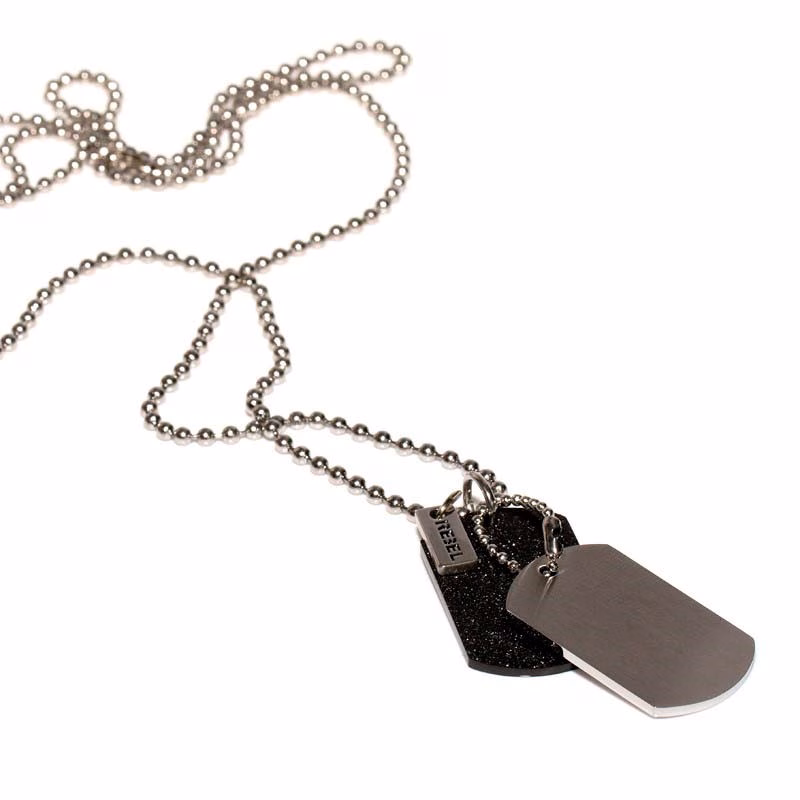 Two-tone tagit Riipus